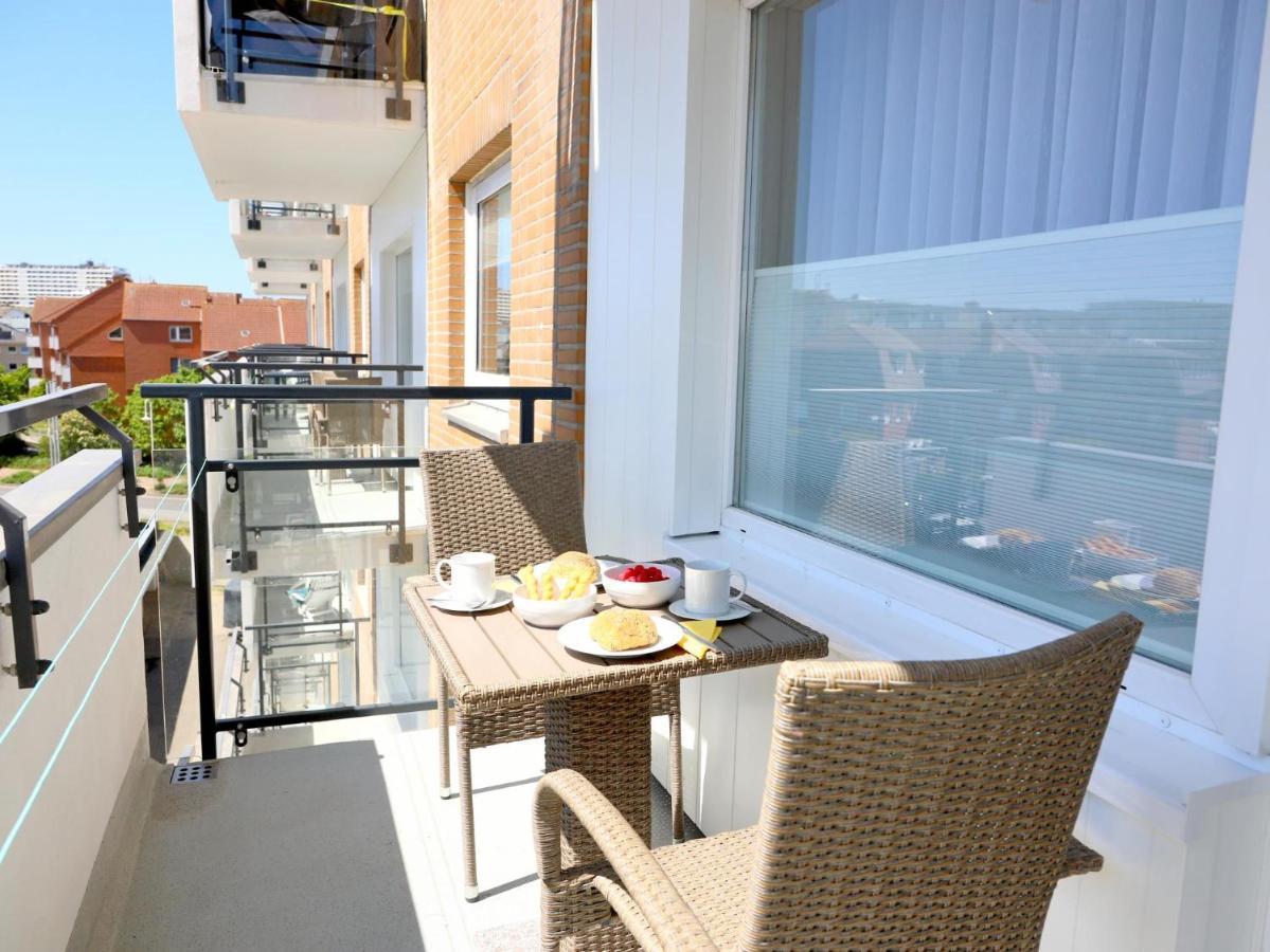 Einfaches 2-Zimmer-Appartement Mit Balkon. 韦斯特兰 外观 照片